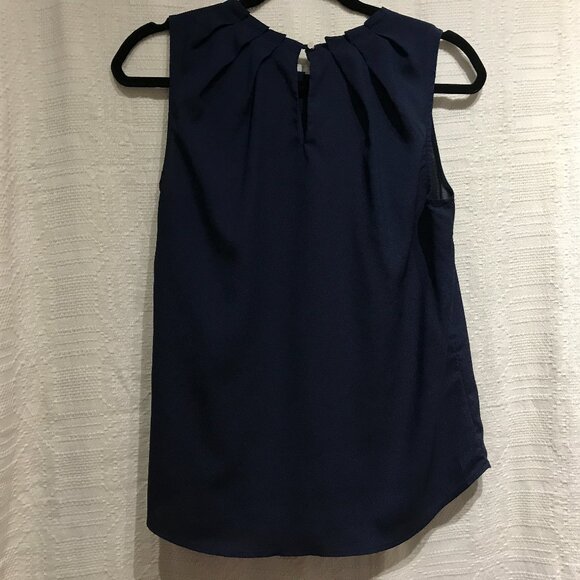 Bundle: 2 Casual Top - M - Picture 3 of 5